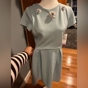 Betsey Johnson Icing on Top light blue dress with 3D embellishment, Sz. 8 Petite